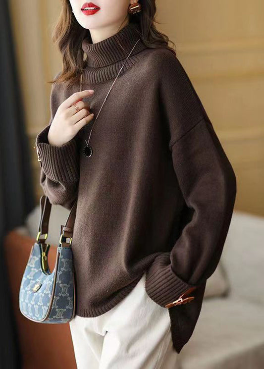 Effortlessly Elegant Sweater with a Timeless Design