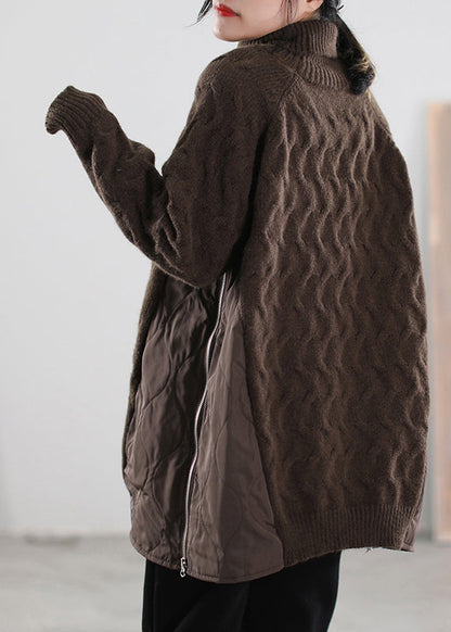 Classic Vintage Sweater with a Flattering Fit