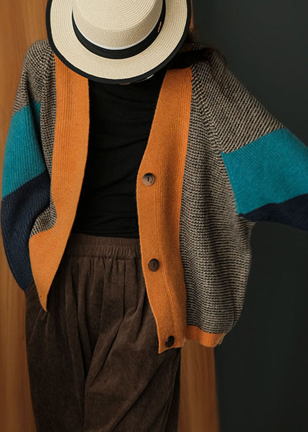 Classic Vintage Cardigan with a Flattering Fit