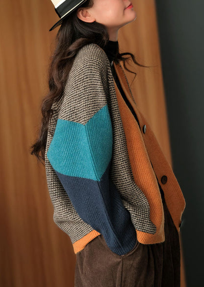 Classic Vintage Cardigan with a Flattering Fit