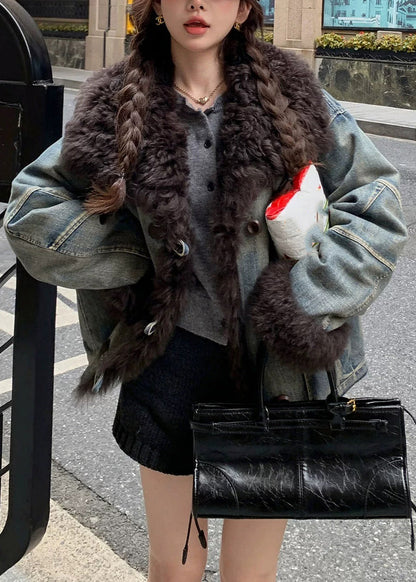 Gracefully Styled Jacket for Any Occasion