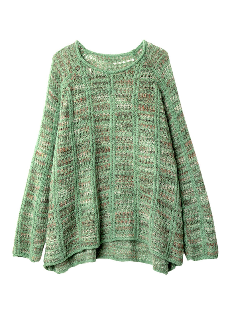 Well Tailored Sweater with a Graceful Silhouette