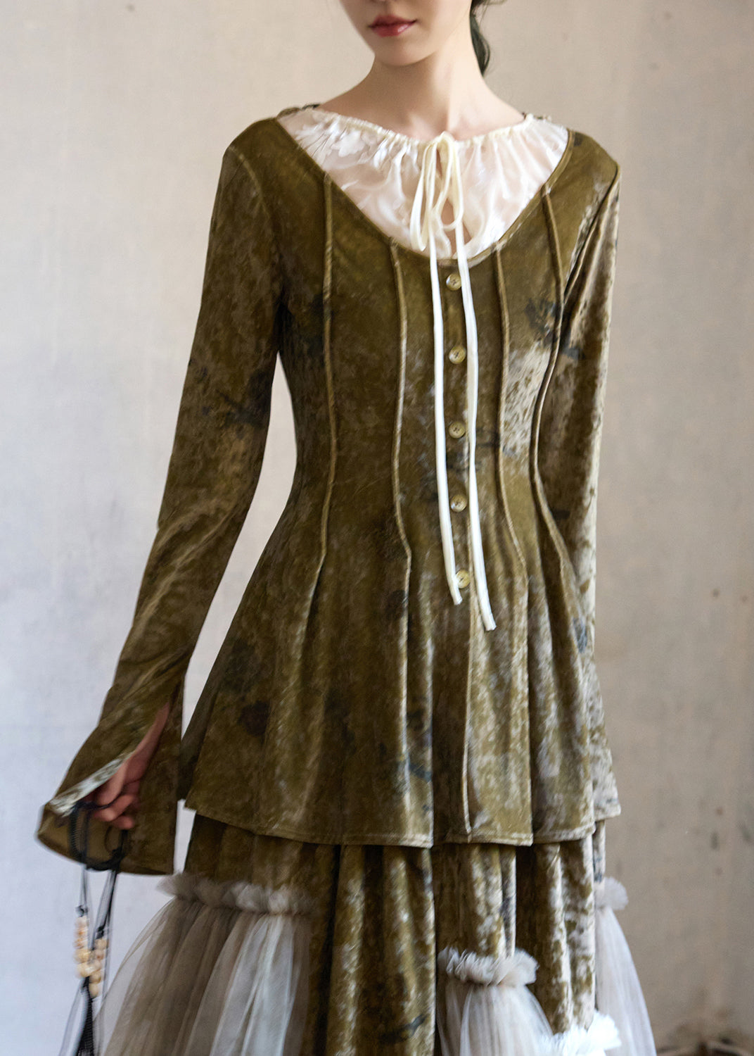 Classic Vintage & Enduringly Stylish Top