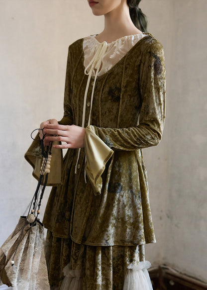 Classic Vintage & Enduringly Stylish Top