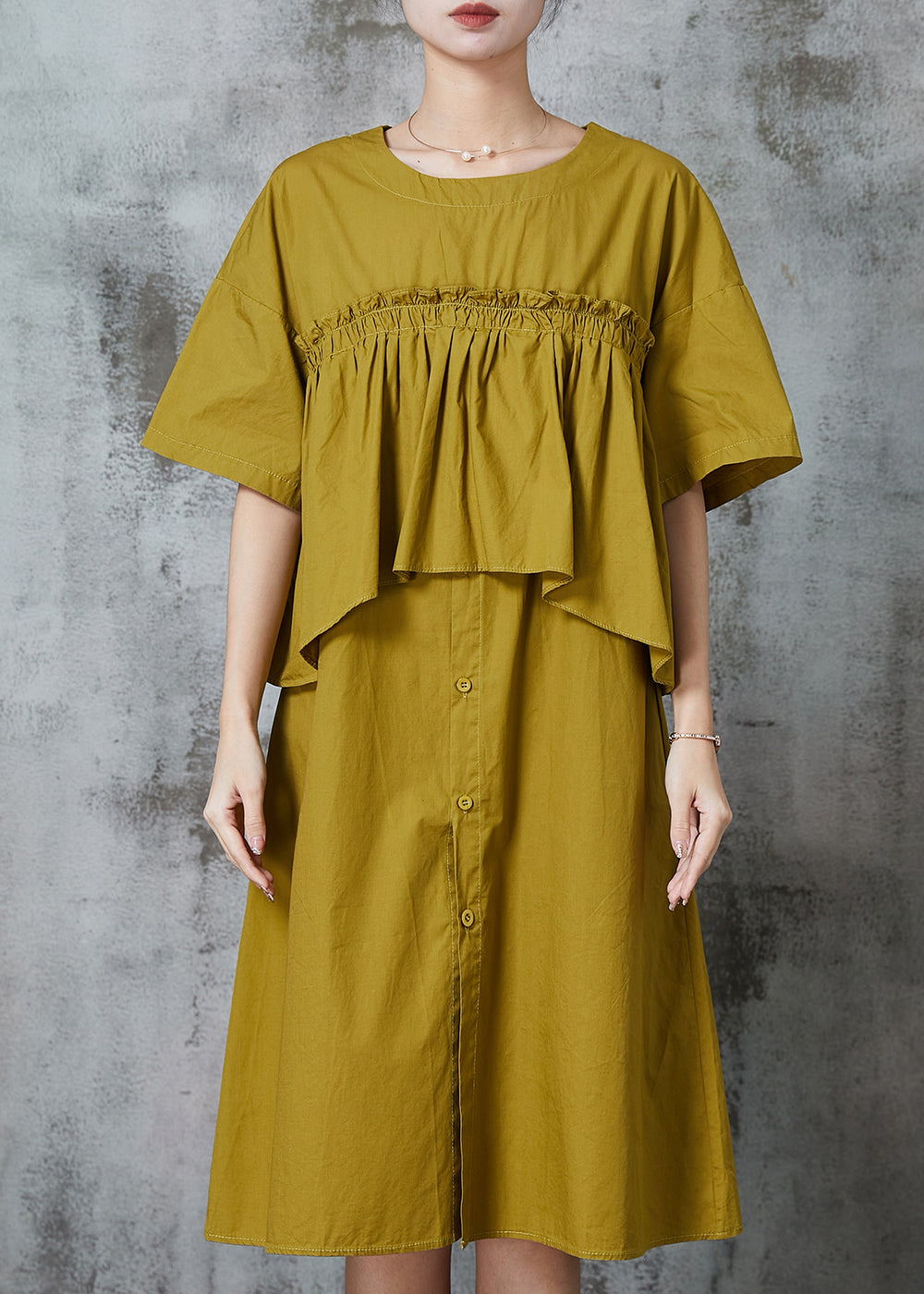 Sophisticated Dress with a Clean Classic Look