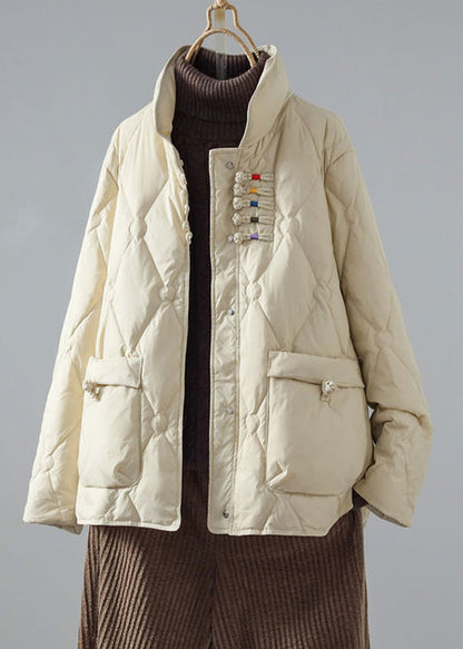 Effortlessly Elegant Coat with a Timeless Design
