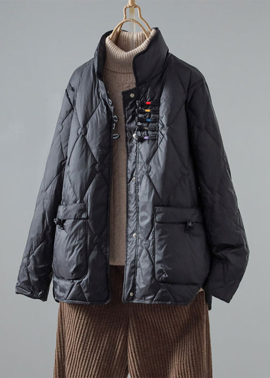 Effortlessly Elegant Coat with a Timeless Design