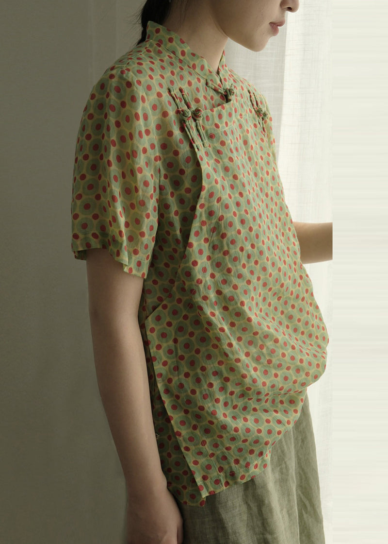 Beautifully Finished Top in a Timeless Design