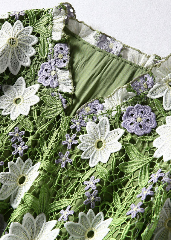 A Vintage Style Dress with Delicate Timeless Details