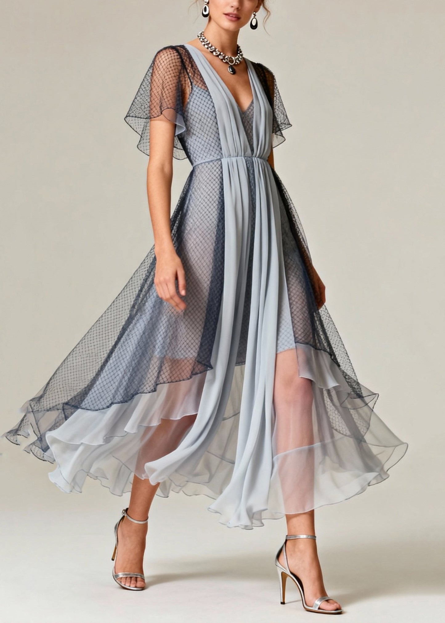 Classic Vintage & Enduringly Stylish Dress