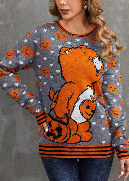 Well Tailored Sweater with a Graceful Silhouette