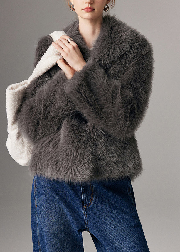 Gracefully Styled Coat for Any Occasion