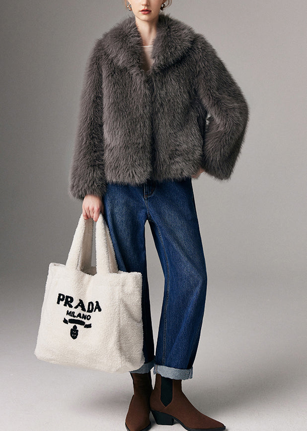 Gracefully Styled Coat for Any Occasion