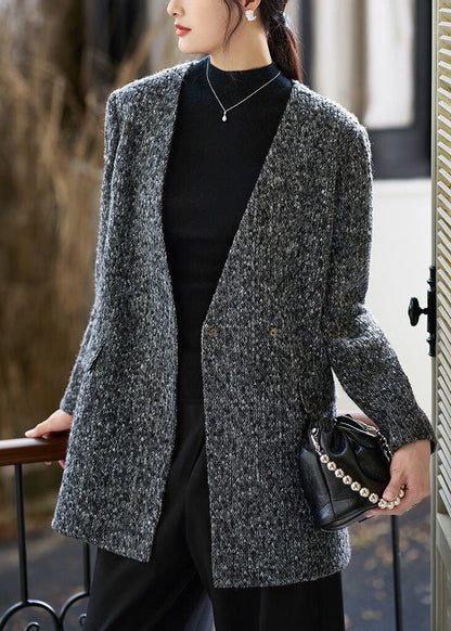 Beautifully Finished Coat in a Timeless Design