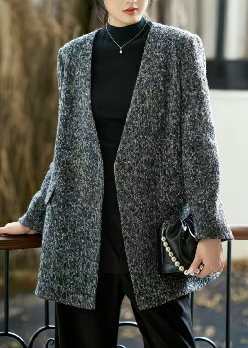 Beautifully Finished Coat in a Timeless Design