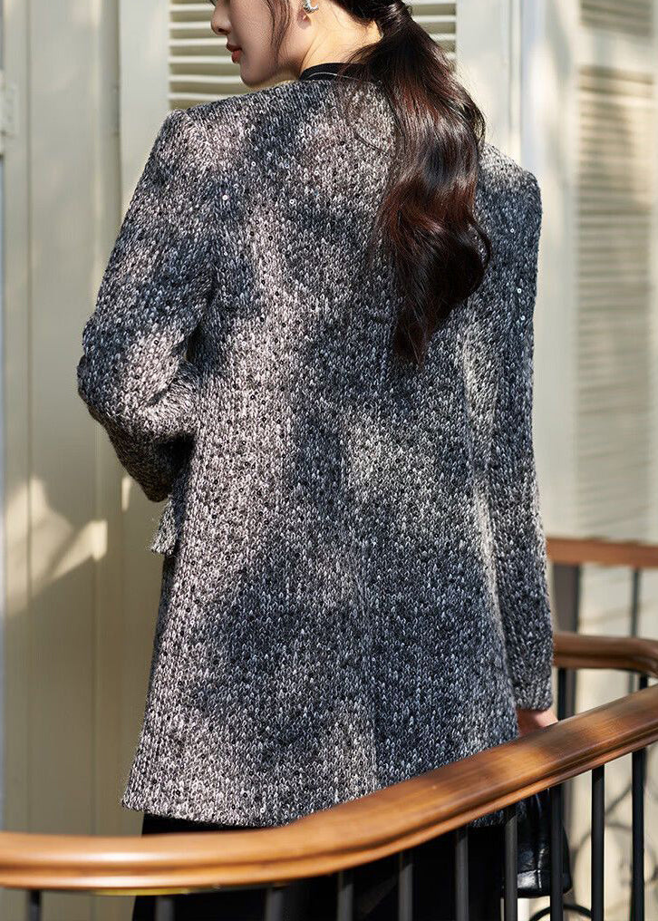 Beautifully Finished Coat in a Timeless Design