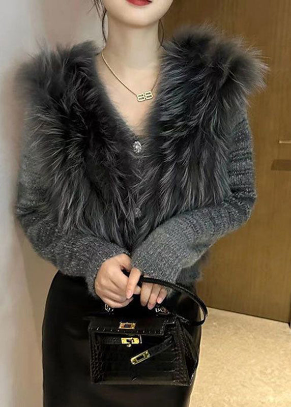 Beautifully Finished Sweater in a Timeless Design