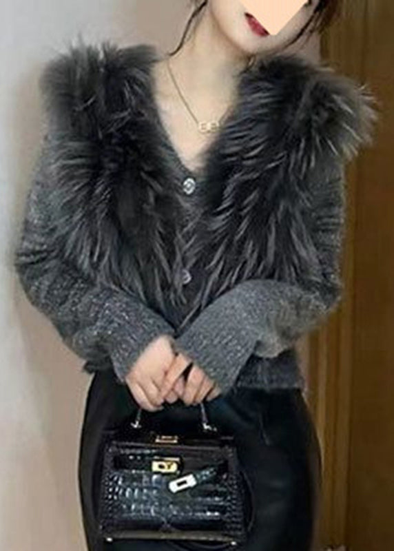 Beautifully Finished Sweater in a Timeless Design