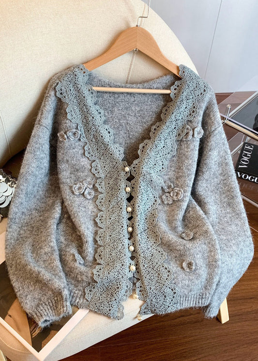 Elegantly Styled Coat for Everyday Wear