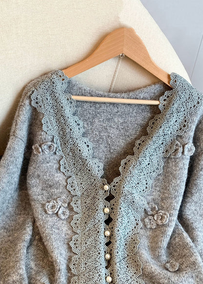 Gracefully Styled Coat for Any Occasion