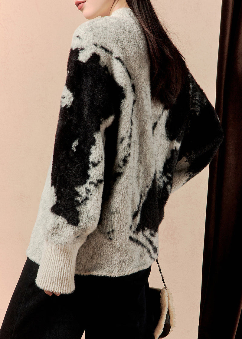 Classic Vintage Coat with a Flattering Fit