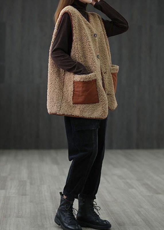 Beautifully Finished Blouse in a Timeless Design