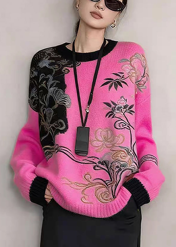 Classic Vintage Sweater with a Flattering Fit