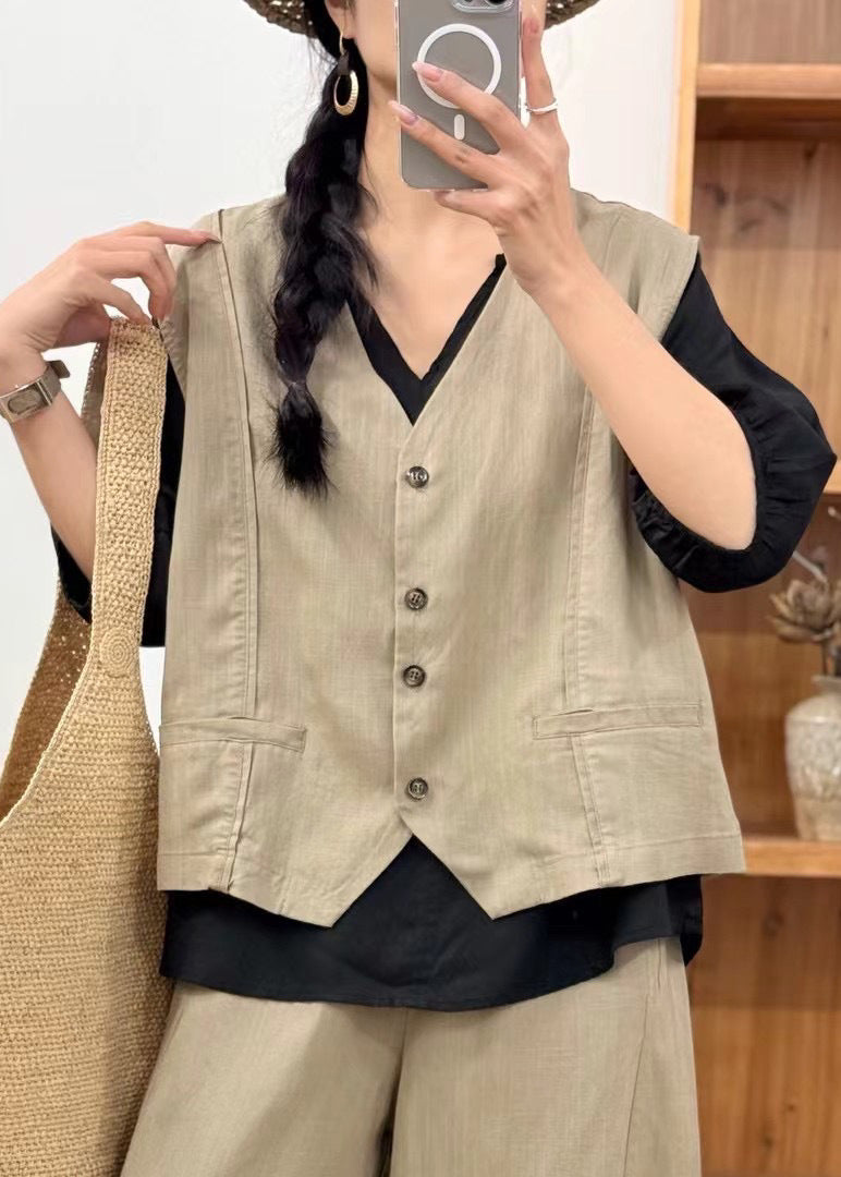 Classic Vintage Coat with a Flattering Fit