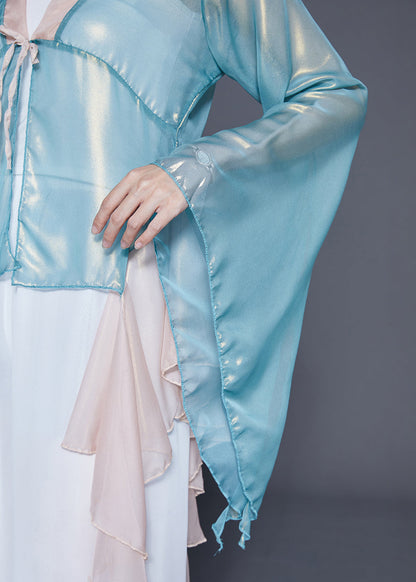 Polished Top with an Effortless Classic Look