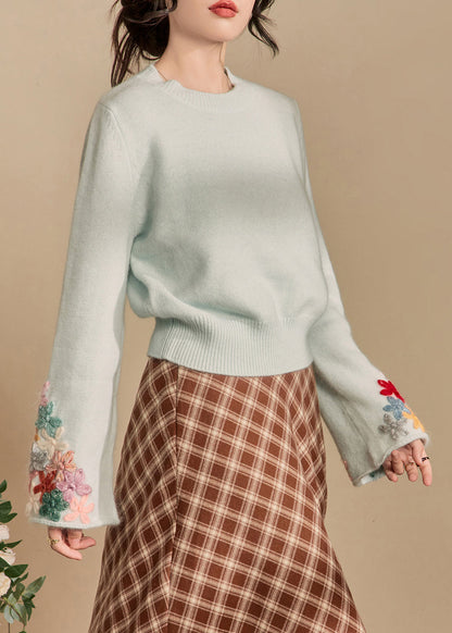 Beautifully Finished Sweater in a Timeless Design