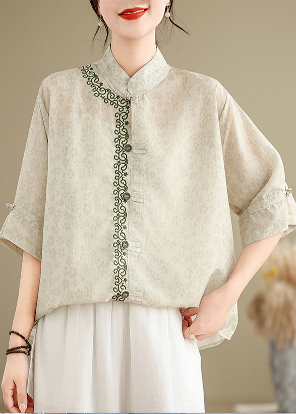 A Vintage Style Top with Delicate Timeless Details