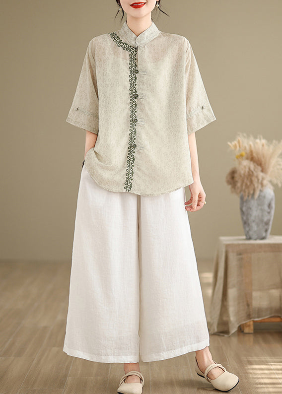 A Vintage Style Top with Delicate Timeless Details