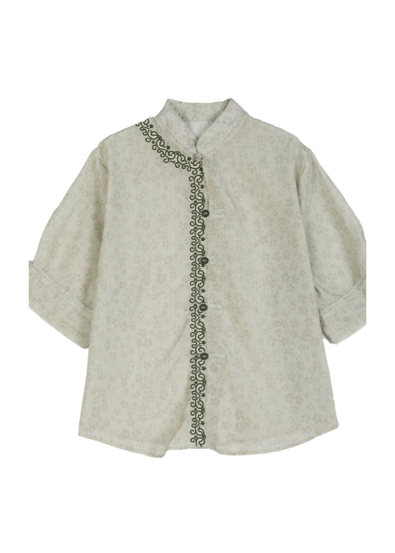 A Vintage Style Top with Delicate Timeless Details