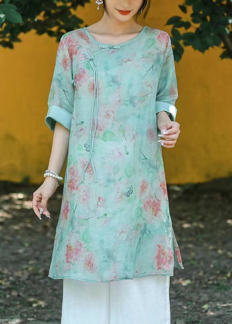 Classic Vintage & Enduringly Stylish Blouse