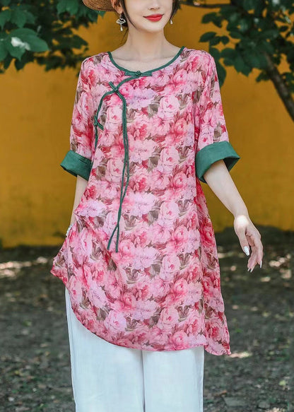 Classic Vintage & Enduringly Stylish Blouse