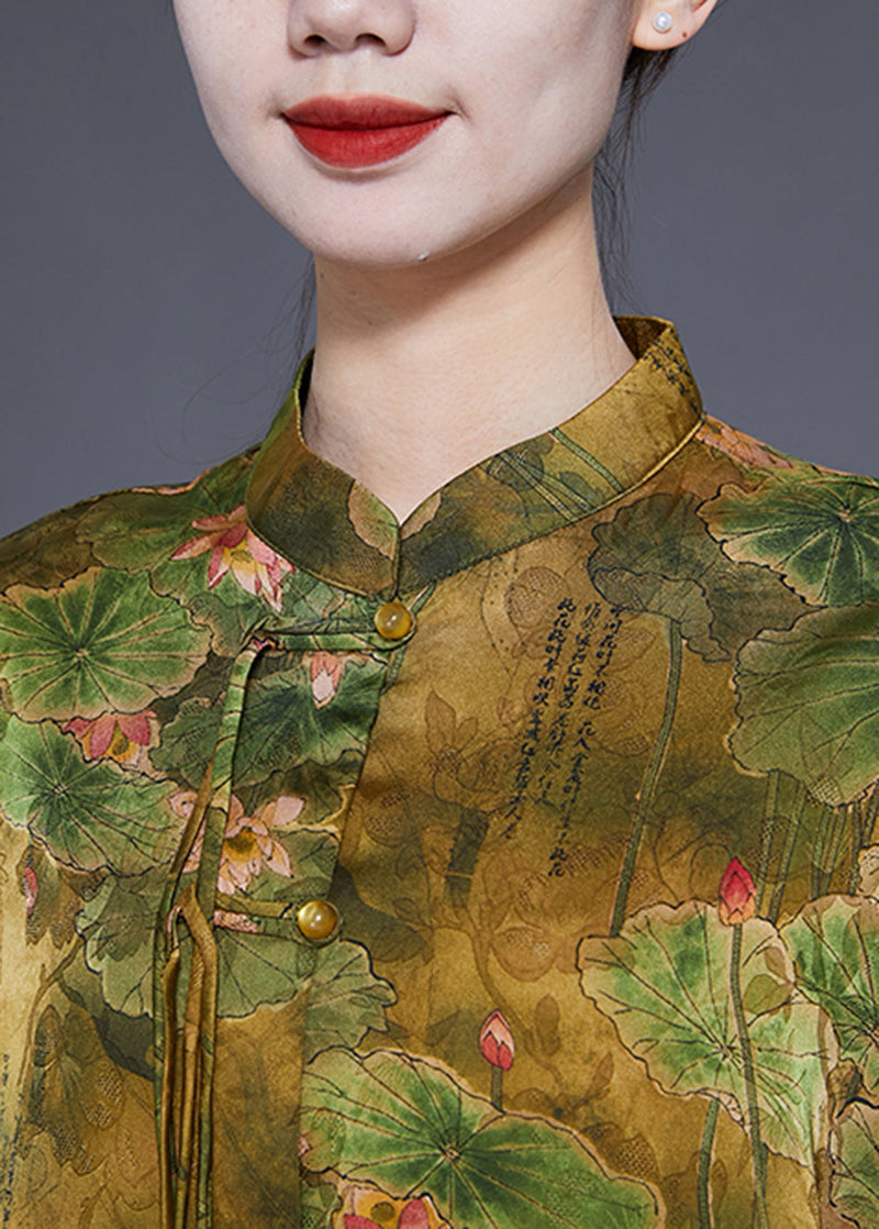 Effortlessly Elegant Top with a Timeless Design