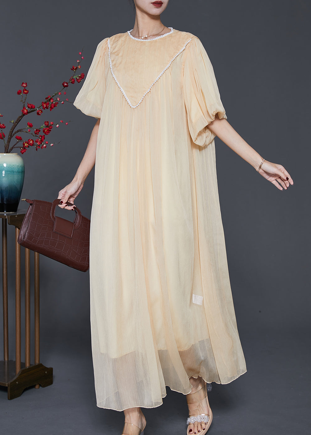 Gracefully Styled Dress for Any Occasion