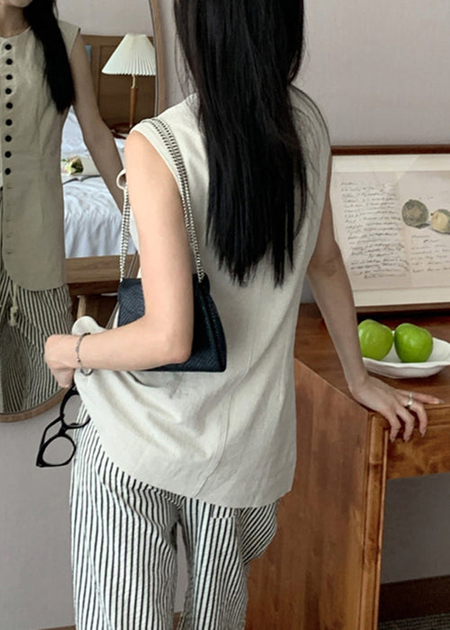 Classic Vintage & Enduringly Stylish Coat