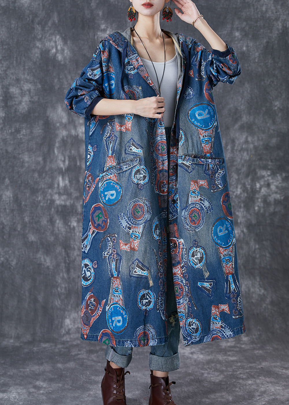 Elegantly Styled Coat for Everyday Wear