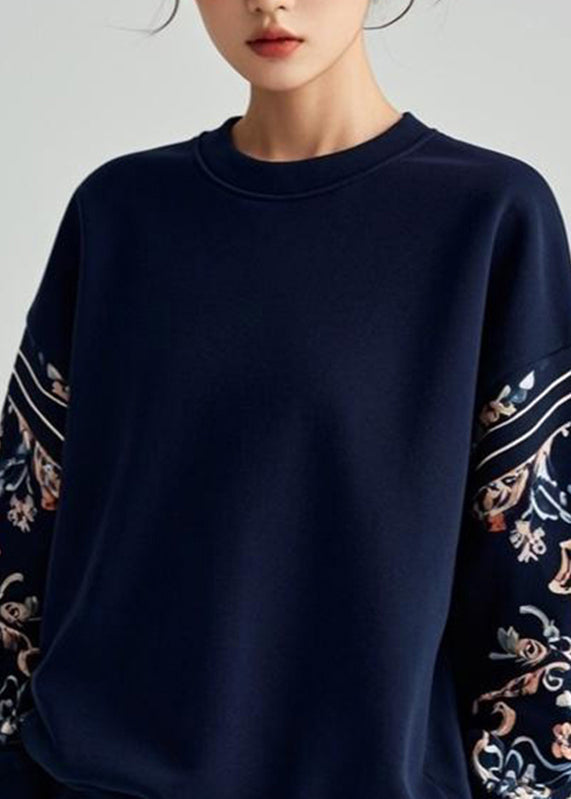 Beautifully Finished Pullover in a Timeless Design