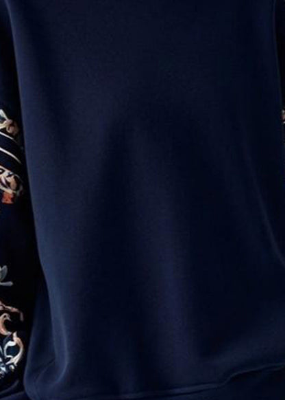Beautifully Finished Pullover in a Timeless Design