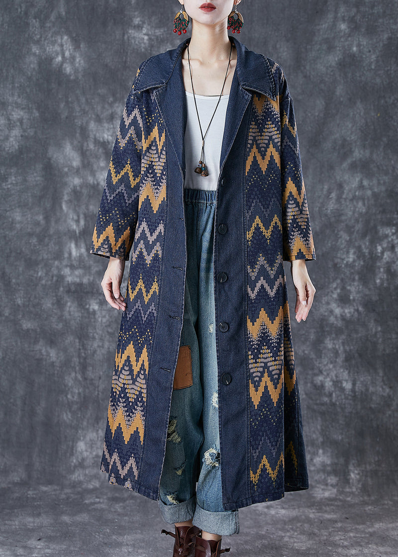 Well Tailored Coat with a Graceful Silhouette