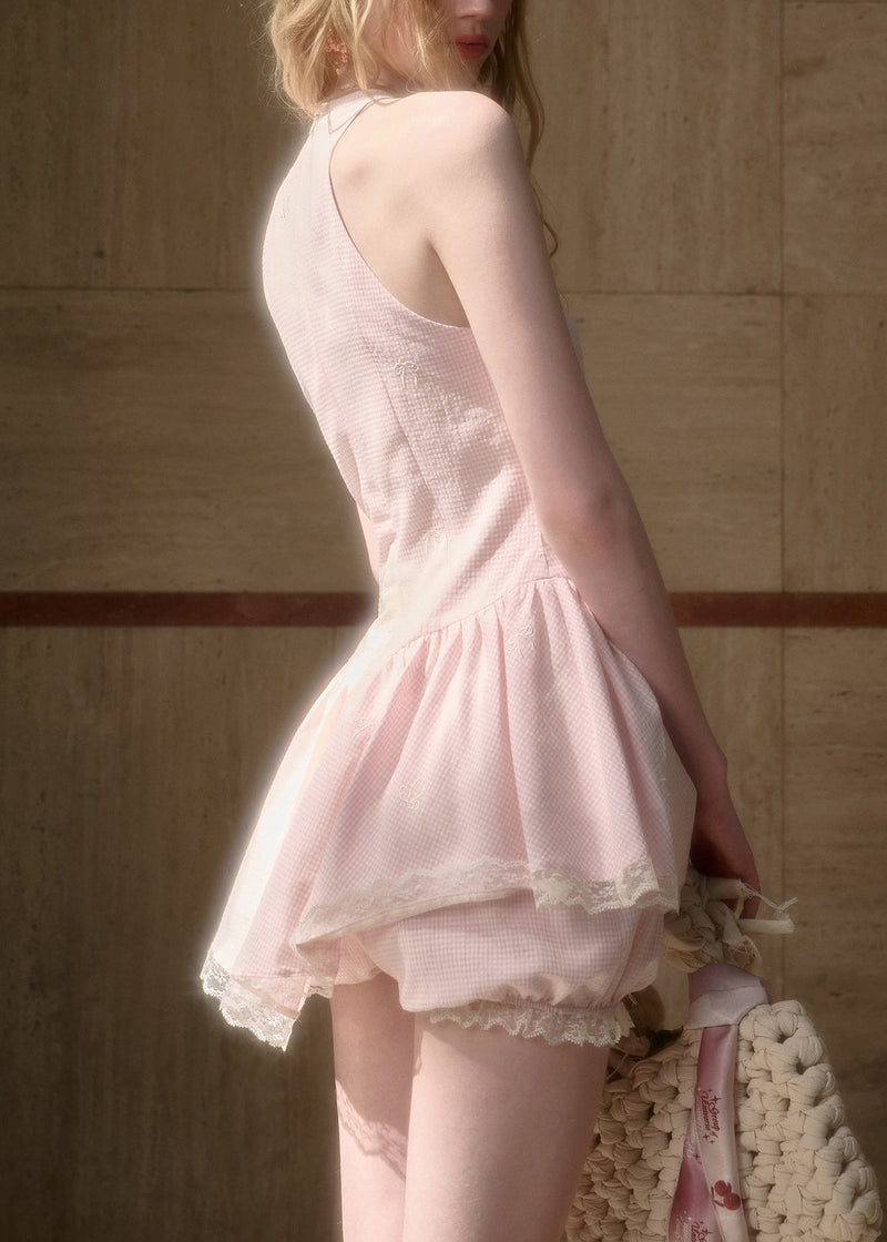 Gracefully Styled Garment for Any Occasion