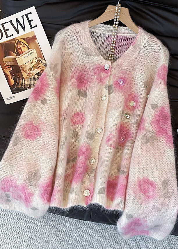 Well Tailored Cardigan with a Graceful Silhouette