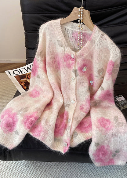 Well Tailored Cardigan with a Graceful Silhouette