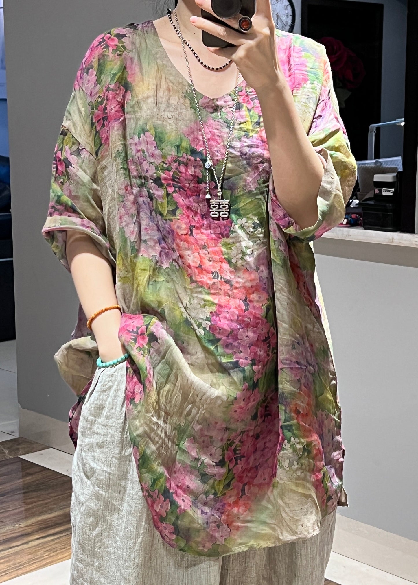 Polished Blouse with an Effortless Classic Look