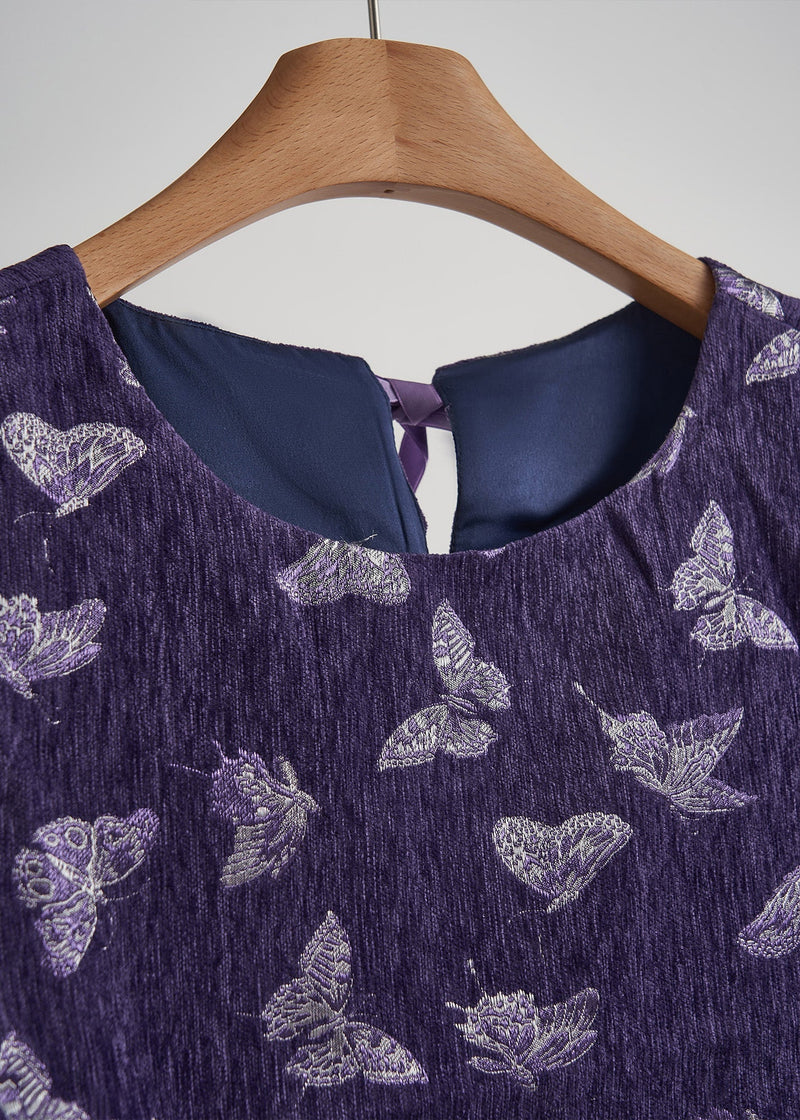 Beautifully Finished Garment in a Timeless Design