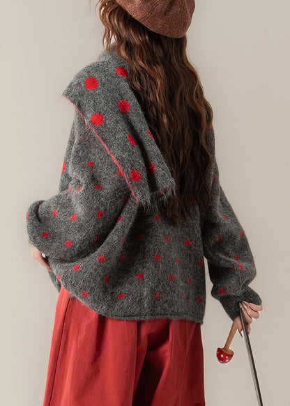 A Vintage Style Coat with Delicate Timeless Details