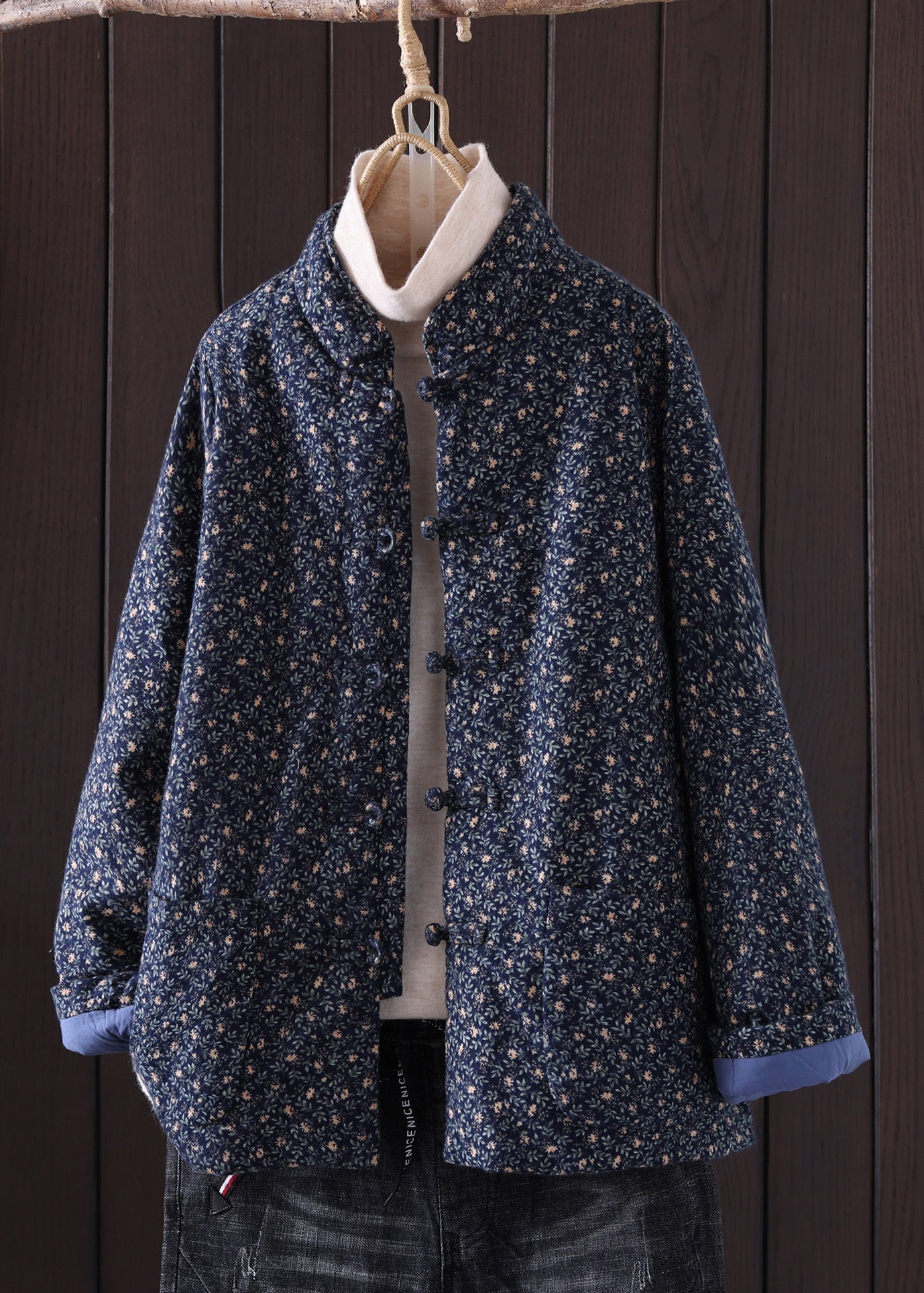Gracefully Styled Coat for Any Occasion