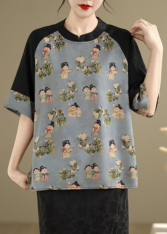 Well Tailored Top with a Graceful Silhouette